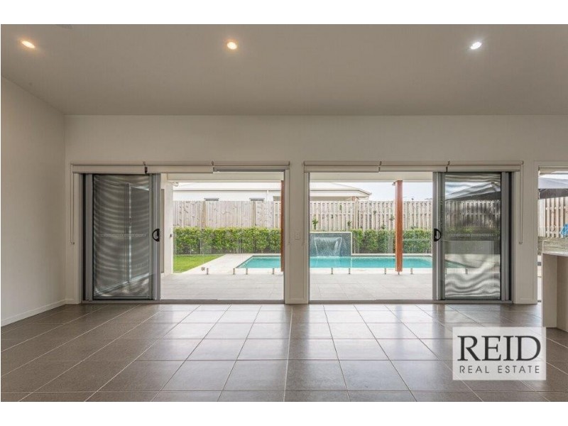 54 Morgan Circuit, Nudgee QLD 4014