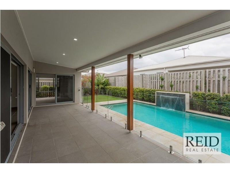 54 Morgan Circuit, Nudgee QLD 4014