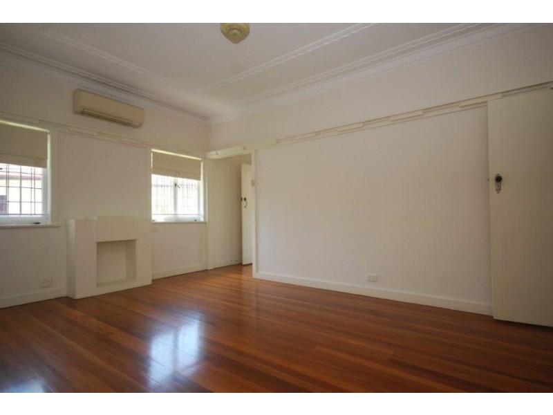 6 Stewart Place, Ashgrove QLD 4060