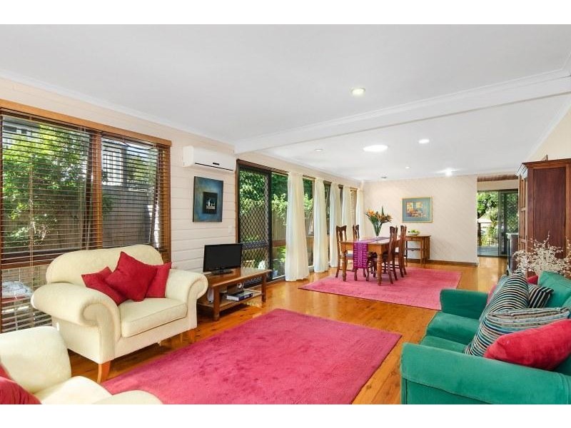 14 Shaw Street, Bardon QLD 4065