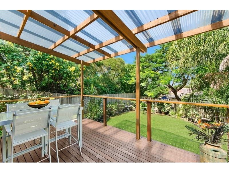 14 Shaw Street, Bardon QLD 4065