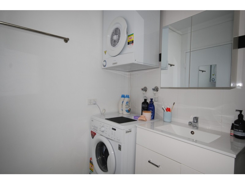 8/9 Cadell Street, Toowong QLD 4066