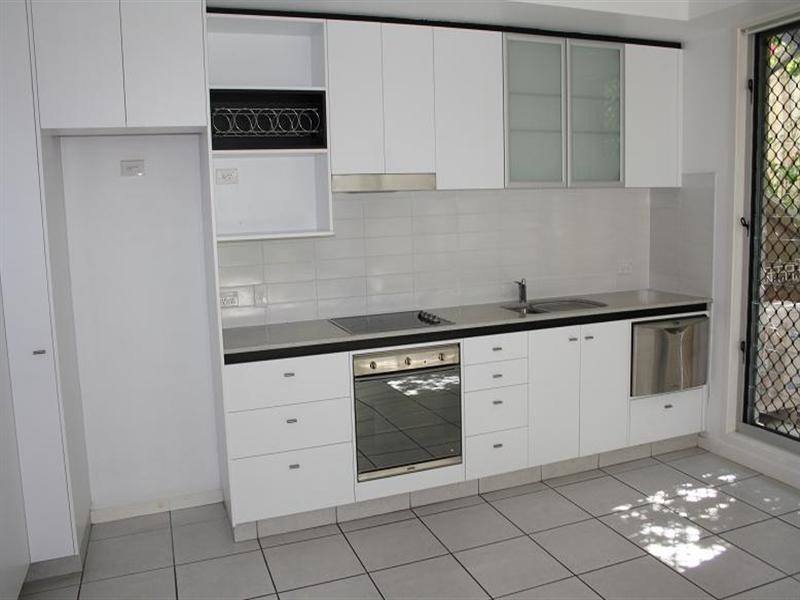 5/106 Carmody, St Lucia QLD 4067