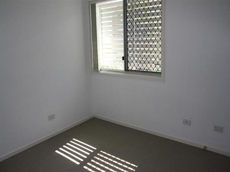 5/106 Carmody, St Lucia QLD 4067