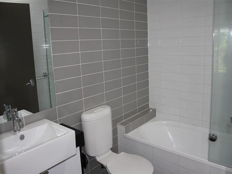 5/106 Carmody, St Lucia QLD 4067