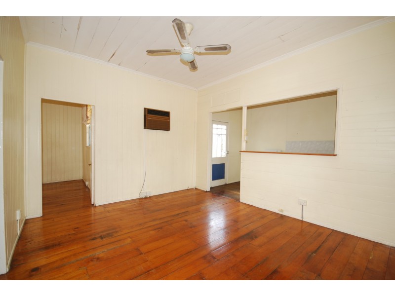 2/4 Ross Street, Woolloongabba QLD 4102