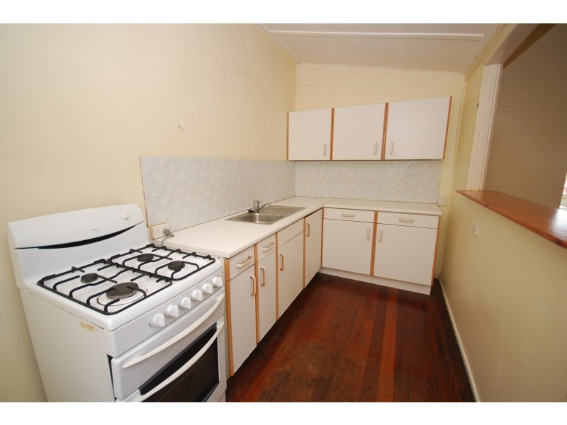 2/4 Ross Street, Woolloongabba QLD 4102