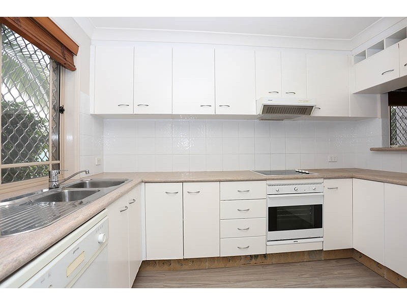 48/360 Simpsons Road, Bardon QLD 4065