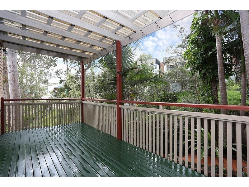 48/360 Simpsons Road, Bardon QLD 4065