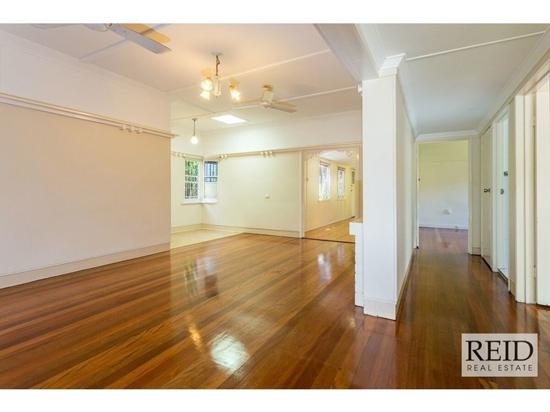 1/200 Ashgrove Ave, Ashgrove QLD 4060