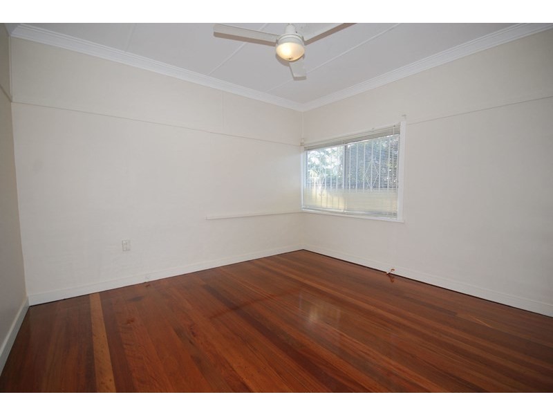 1/200 Ashgrove Ave, Ashgrove QLD 4060