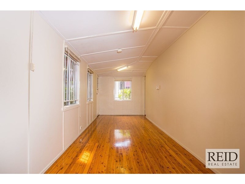 1/200 Ashgrove Ave, Ashgrove QLD 4060