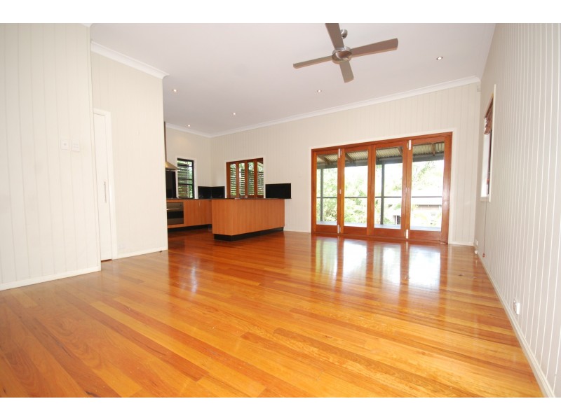 2 Bank Street, Windsor QLD 4030