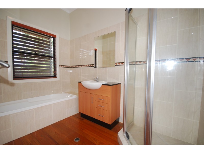 2 Bank Street, Windsor QLD 4030