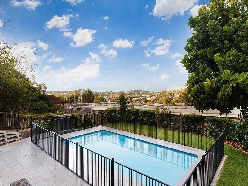 47 Windsor Road, Red Hill QLD 4059