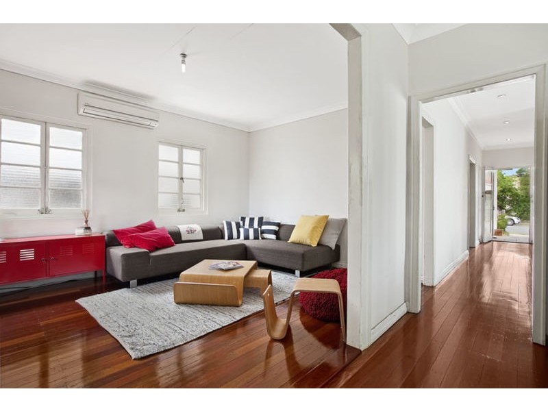 26 Panitya Street, Greenslopes QLD 4120