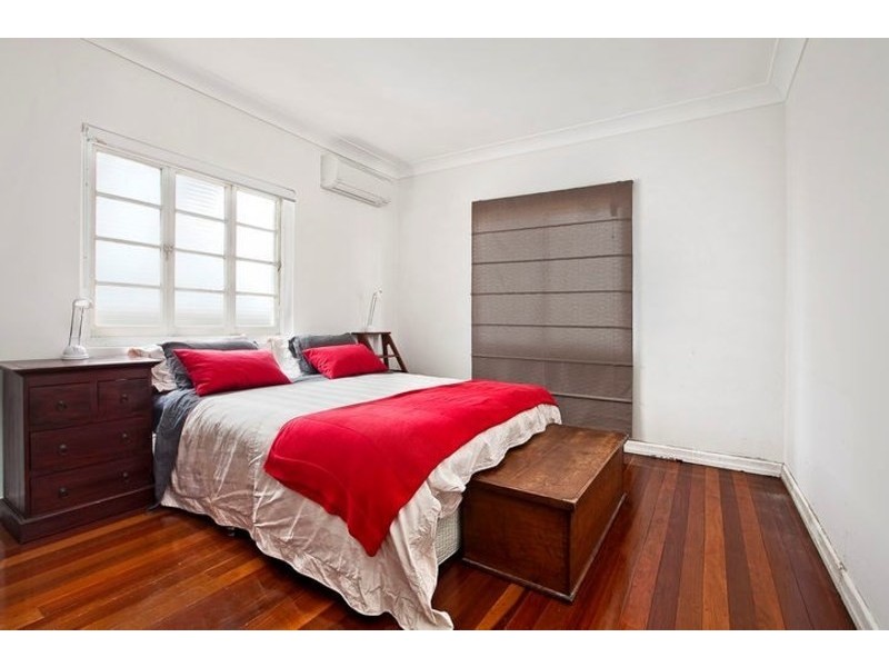 26 Panitya Street, Greenslopes QLD 4120
