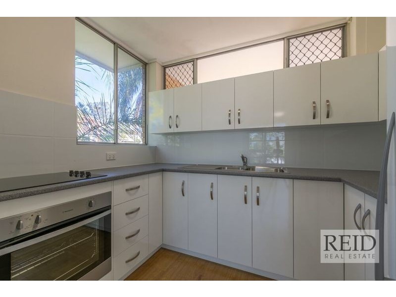 4/9 Broomfield Street, Taringa QLD 4068