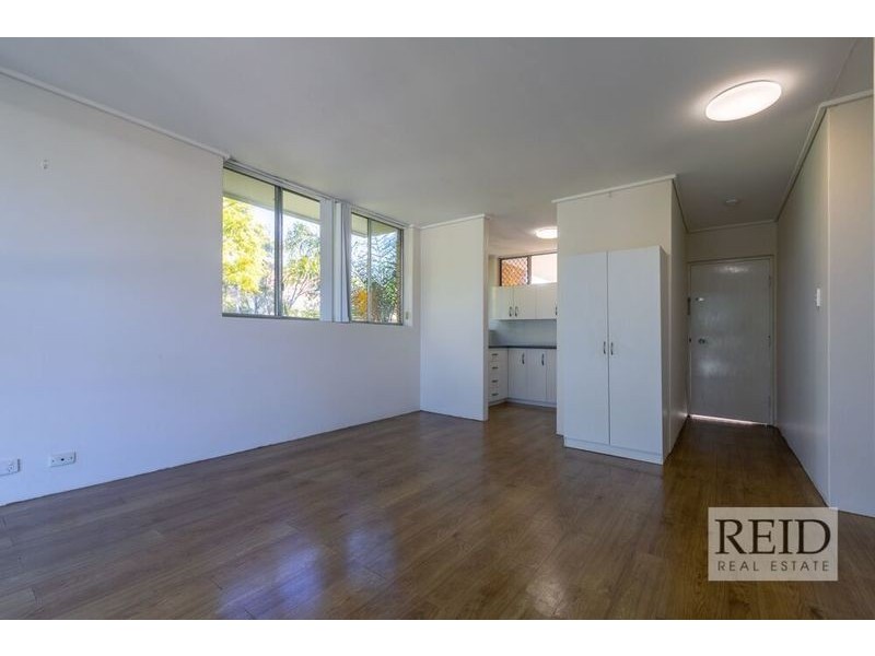 4/9 Broomfield Street, Taringa QLD 4068