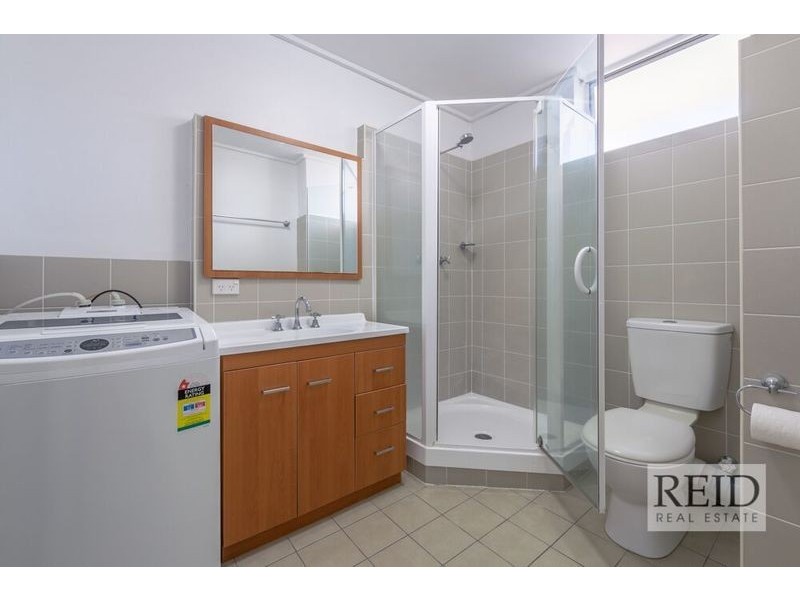 4/9 Broomfield Street, Taringa QLD 4068