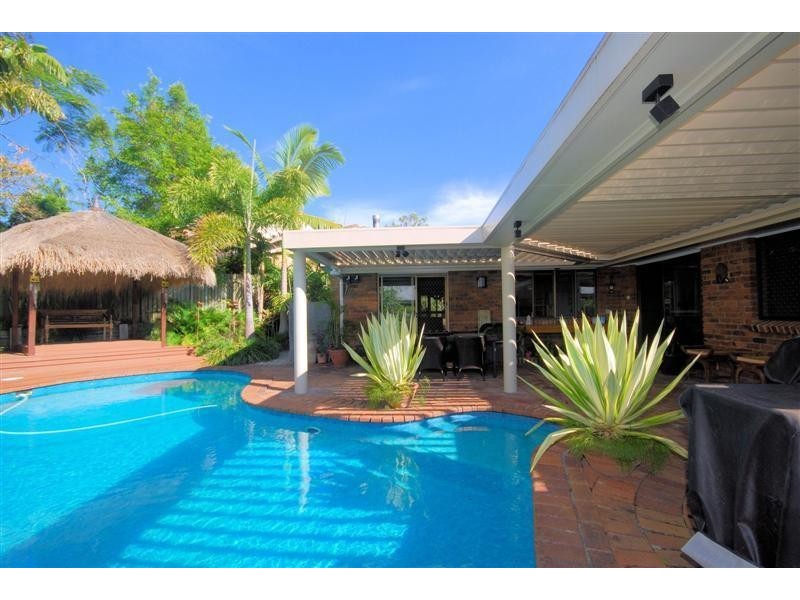 11 Gleneden Court, The Gap QLD 4061