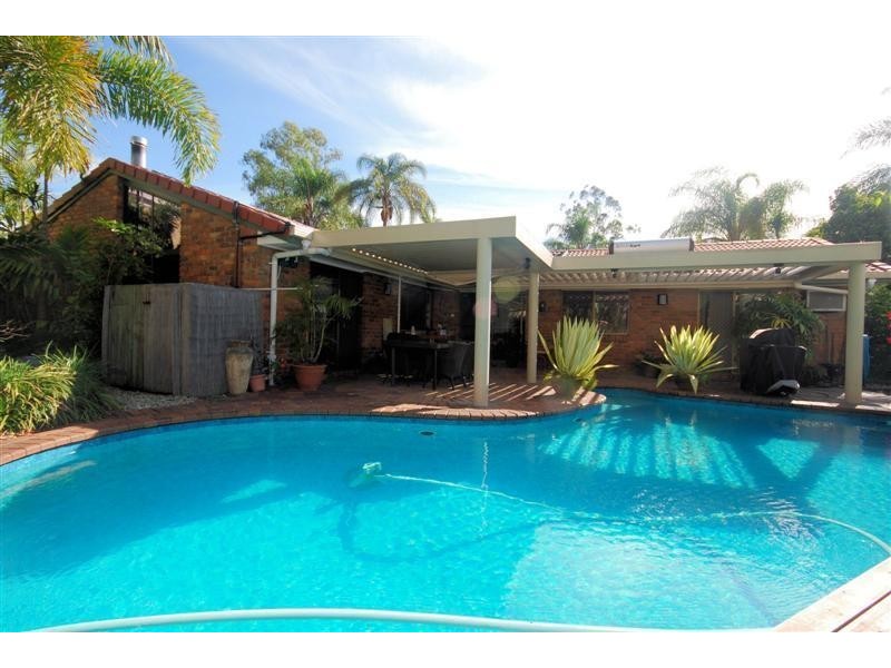 11 Gleneden Court, The Gap QLD 4061