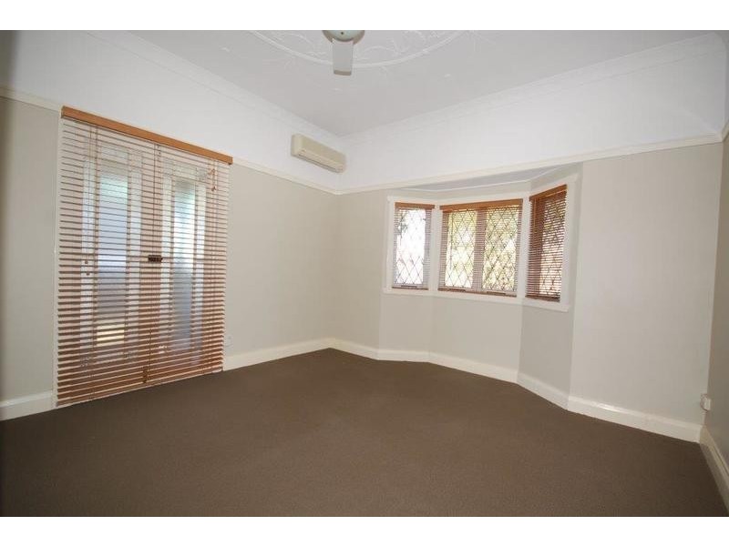126 Ashgrove Avenue, Ashgrove QLD 4060