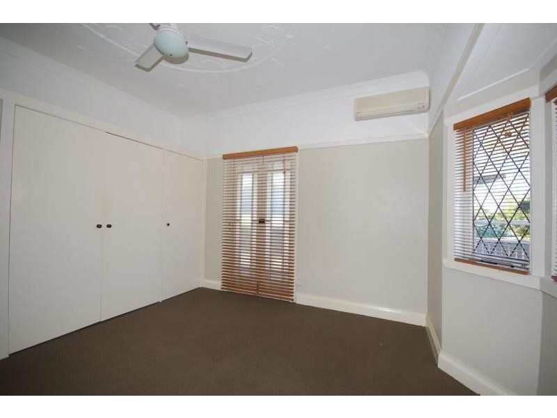 126 Ashgrove Avenue, Ashgrove QLD 4060