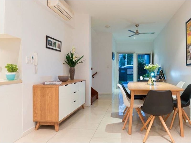 6b Terrace Street, Toowong QLD 4066