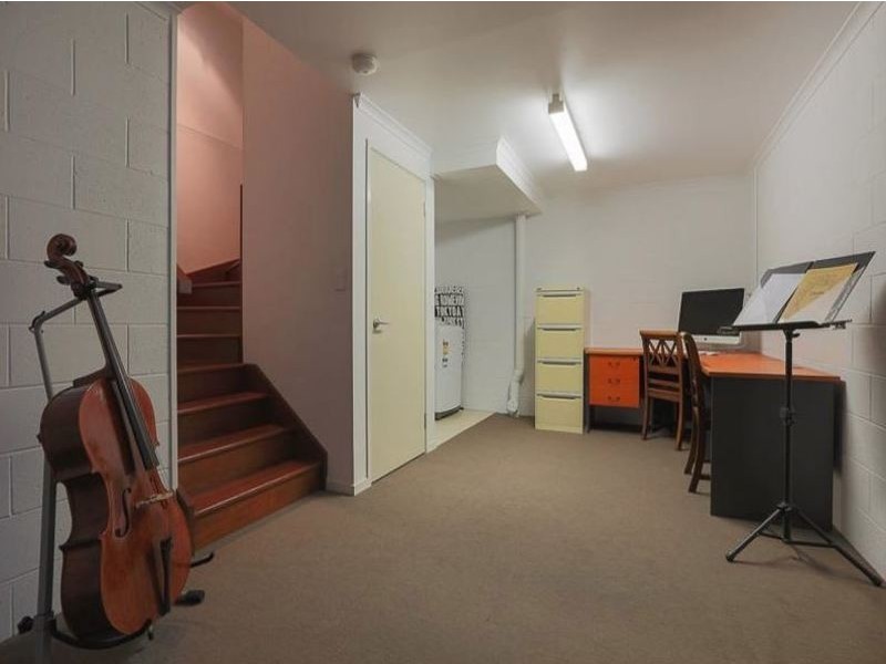 6b Terrace Street, Toowong QLD 4066