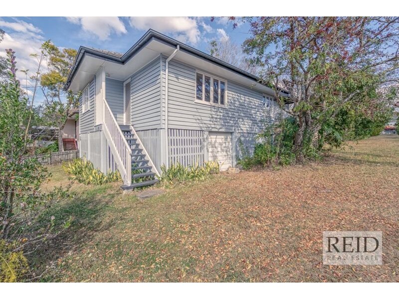 12 Romea Street, The Gap QLD 4061