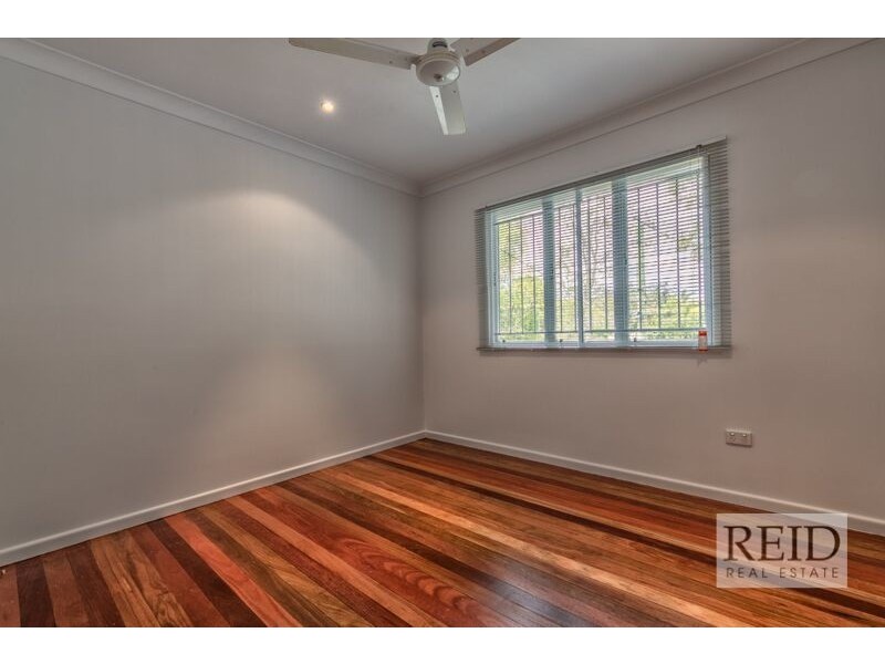 9 Woodside St, The Gap QLD 4061