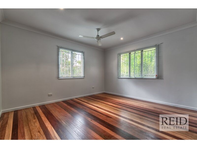 9 Woodside St, The Gap QLD 4061