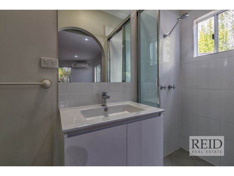 9 Woodside St, The Gap QLD 4061