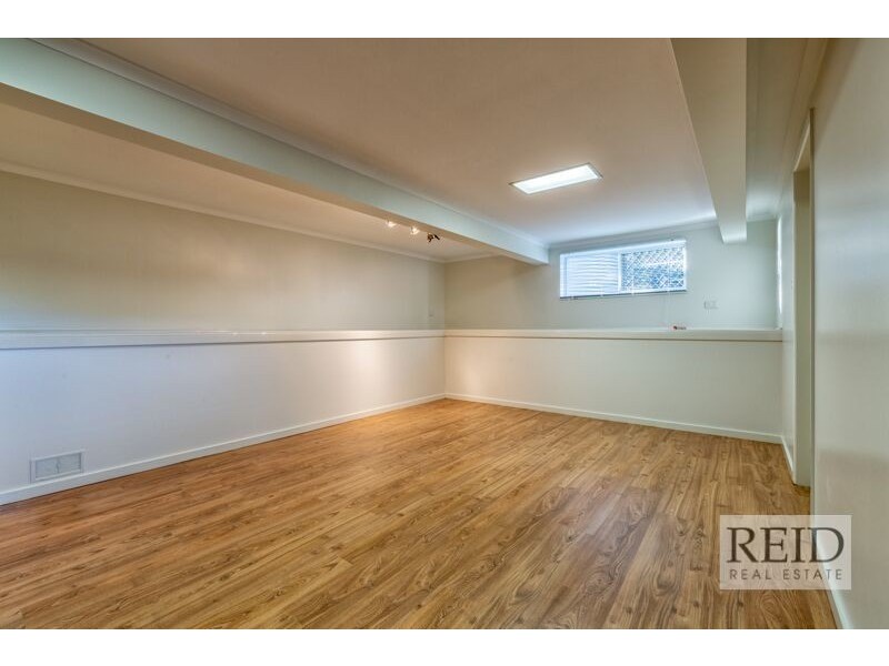 9 Woodside St, The Gap QLD 4061