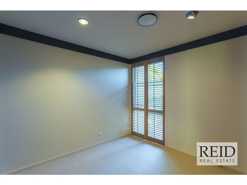 6 Chulmleigh Court, Chapel Hill QLD 4069