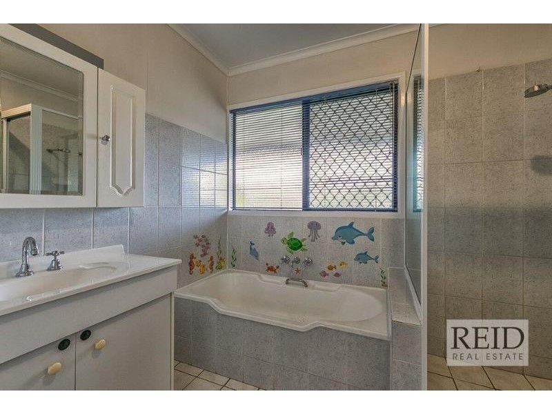 15 Coolibah Crescent, Ferny Hills QLD 4055