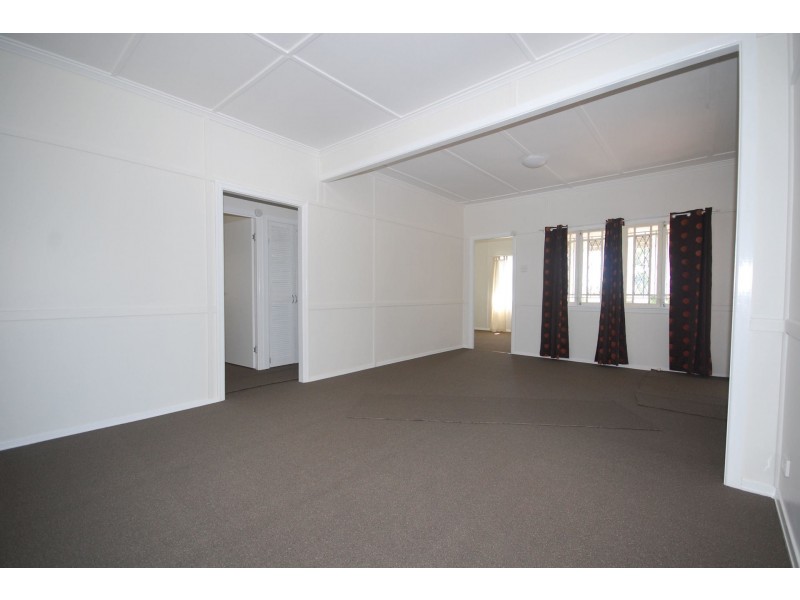 135 Frasers Road, Mitchelton QLD 4053