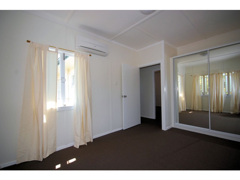 135 Frasers Road, Mitchelton QLD 4053