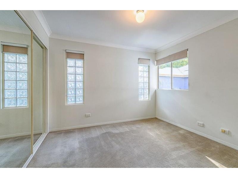 6/80 Miskin Street, Toowong QLD 4066