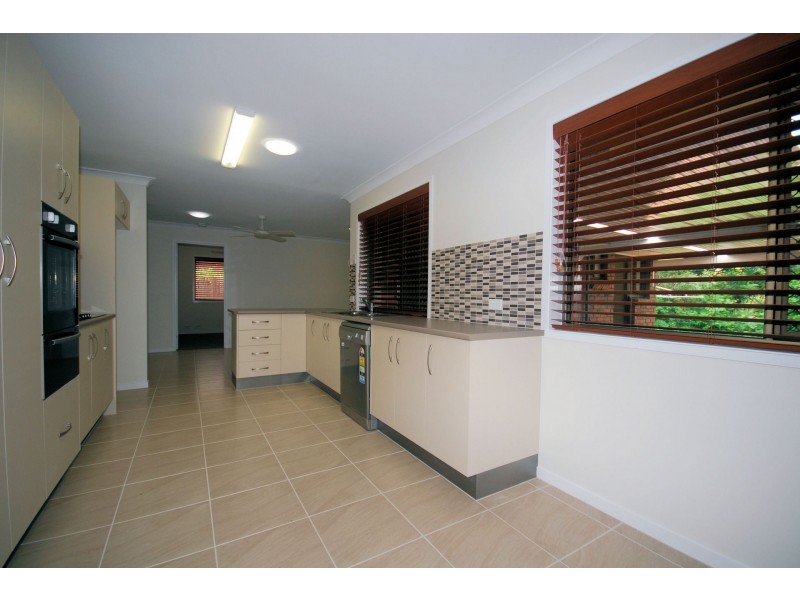 14 Zambesi Street, Riverhills QLD 4074