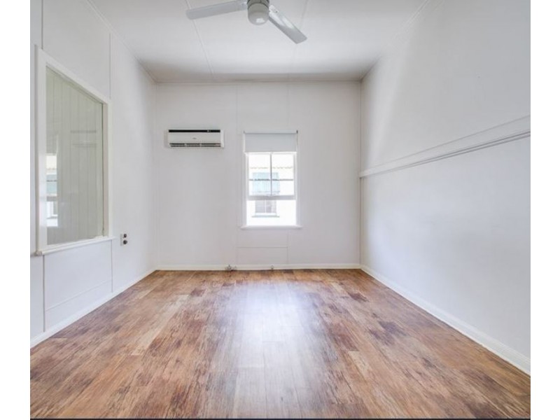 33 Henchman Street, Nundah QLD 4012