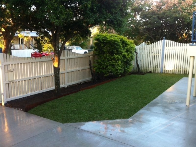 33 Henchman Street, Nundah QLD 4012