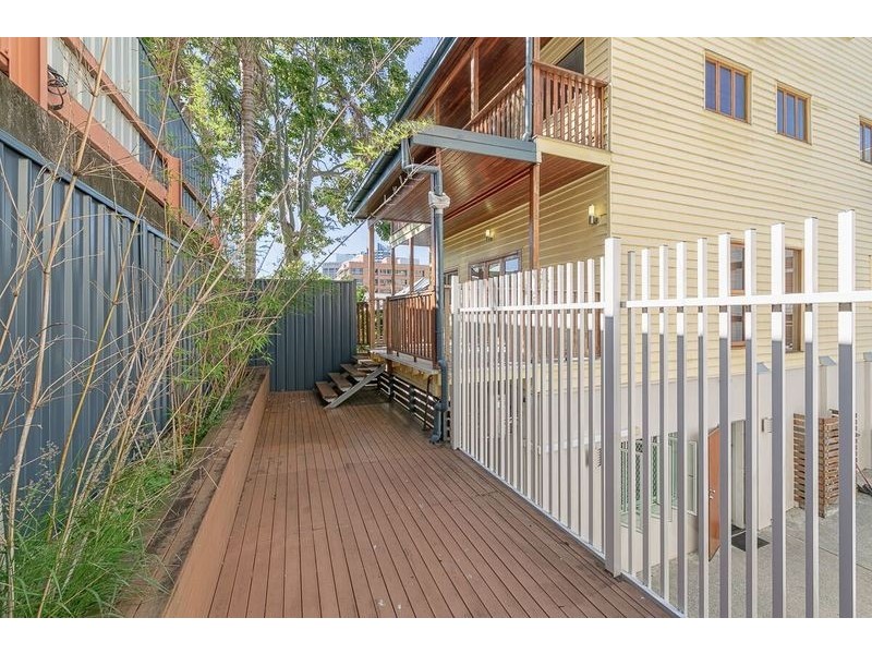 18 Lilley Street, Spring Hill QLD 4000