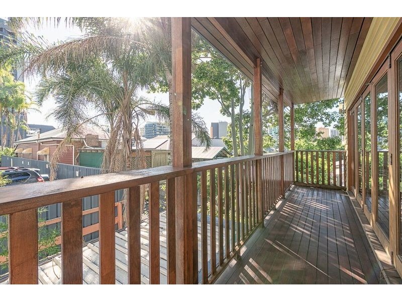 18 Lilley Street, Spring Hill QLD 4000
