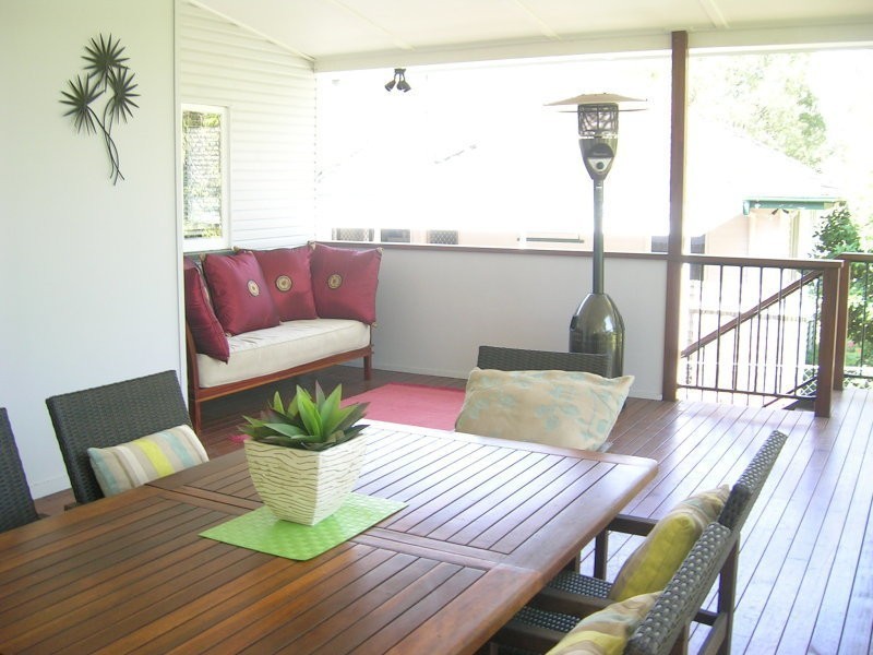 8 Romea Street, The Gap QLD 4061