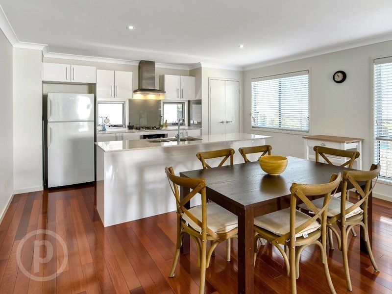 2/28 Trackson Street, Alderley QLD 4051