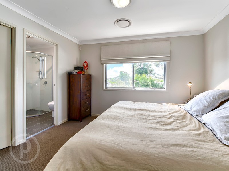 2/28 Trackson Street, Alderley QLD 4051