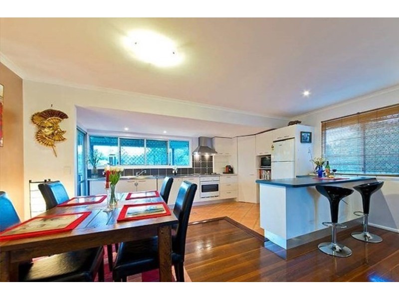 82 Narellan Street, Arana Hills QLD 4054