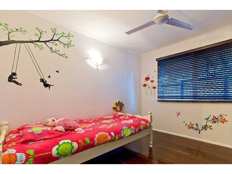 82 Narellan Street, Arana Hills QLD 4054